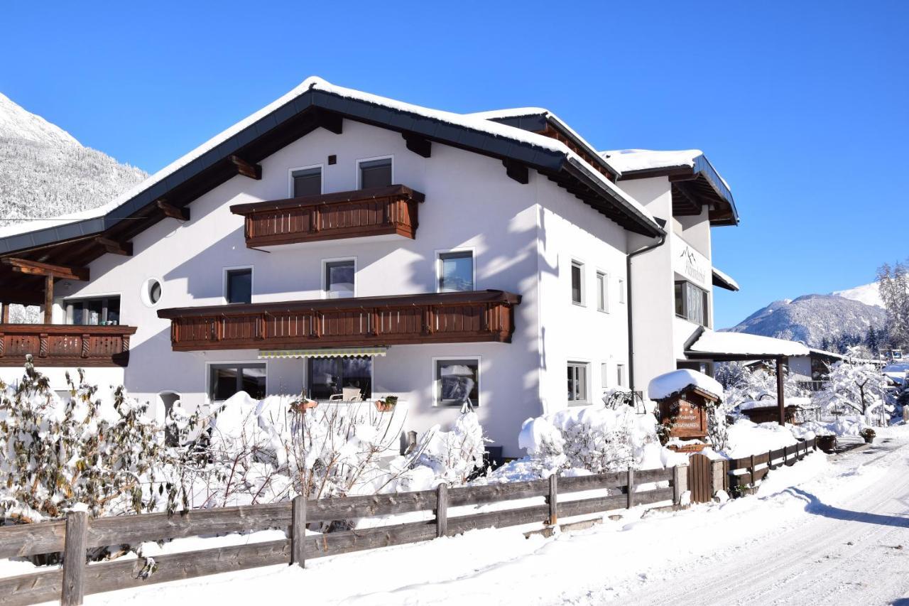 Albeinelerhof Apartment Arzl im Pitztal Exterior foto